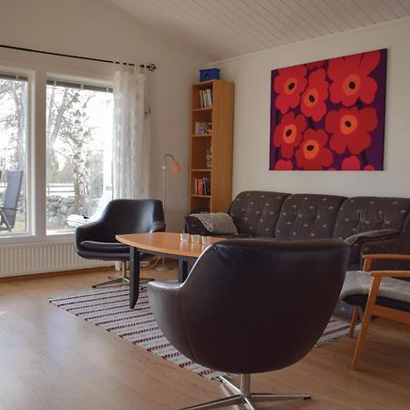 Amazing Home In Loettorp With House Sea View Zewnętrze zdjęcie